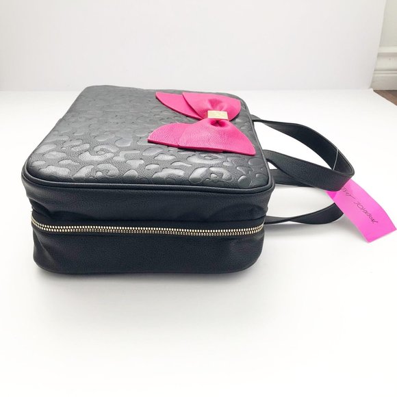 NWT Big Betsey Johnson Makeup Travel Toiletry Bag - Picture 6 of 7
